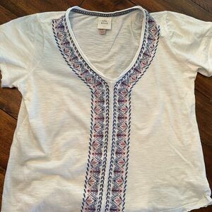 White Embroidered V-Neck Top by Knox Rose